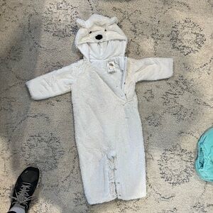 Polar bear pottery barn kids Halloween costume 12 to 24 months